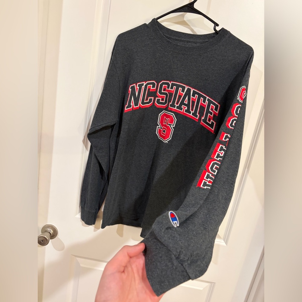 Champion NC State Wolfpack Long Sleeve Tee - Picture 2 of 4